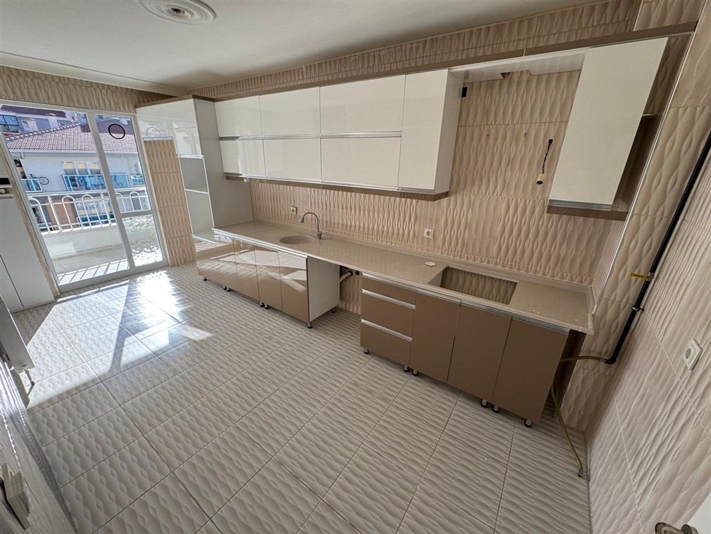 Doğantepe Mahallesinde Kiralık Güney Cephe 3+1 Daire