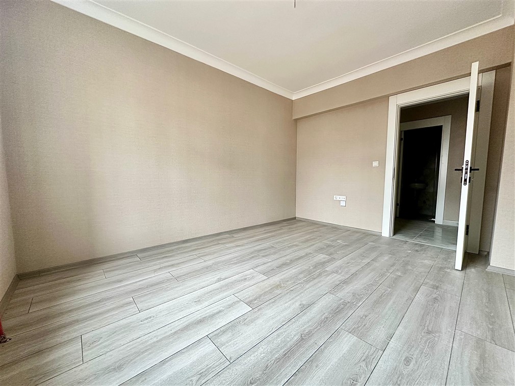 Altındağ Yıldıztepe  Mahallesinde Ara Katta Sıfır 3+1 Daire