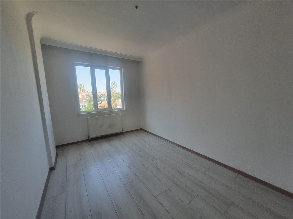 Altındağ Doğantepe Mahallesinde  Yıldız Göbeğe Yakın, Masrafsız 3+1 Satılık Daire