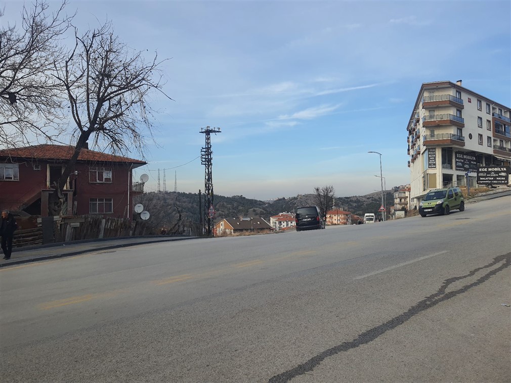 Altındağ Doğantepe Mahallesin'de Ana Cadde Üzeri 64 m² Geniş Vitrinli Kiralık Dükkan