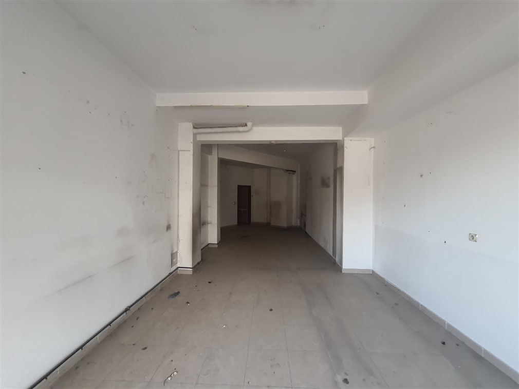 Altındağ Doğantepe Mahallesin'de Ana Cadde Üzeri 46 m² Geniş Vitrinli Kiralık Dükkan