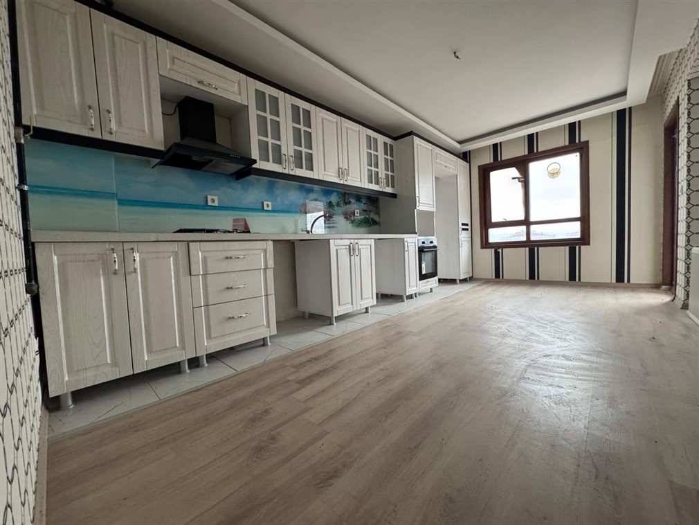 Altındağ Doğantepe Mahallesinde Site İçerisinde Geniş Balkonlu Manzaralı 3+1 Satılık Daire