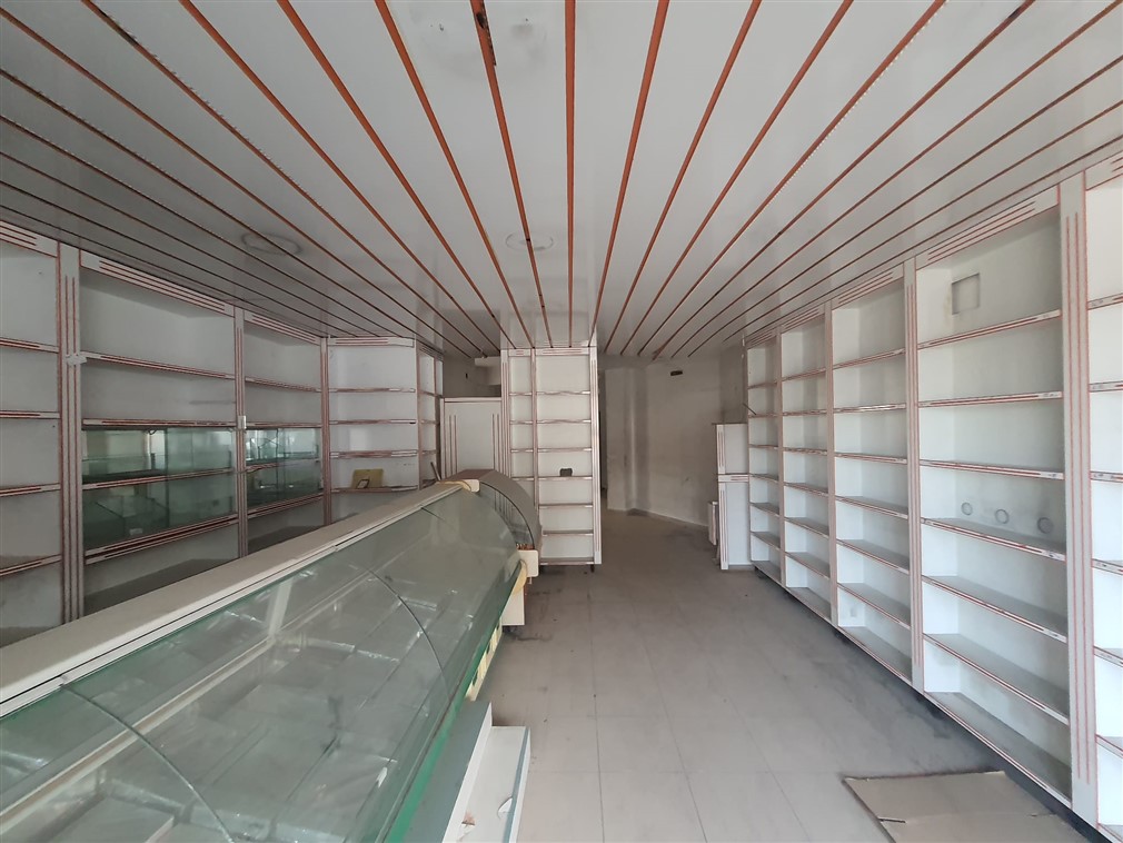 Altındağ Doğantepe Mahallesin'de Ana Cadde Üzeri 64 m² Geniş Vitrinli Kiralık Dükkan