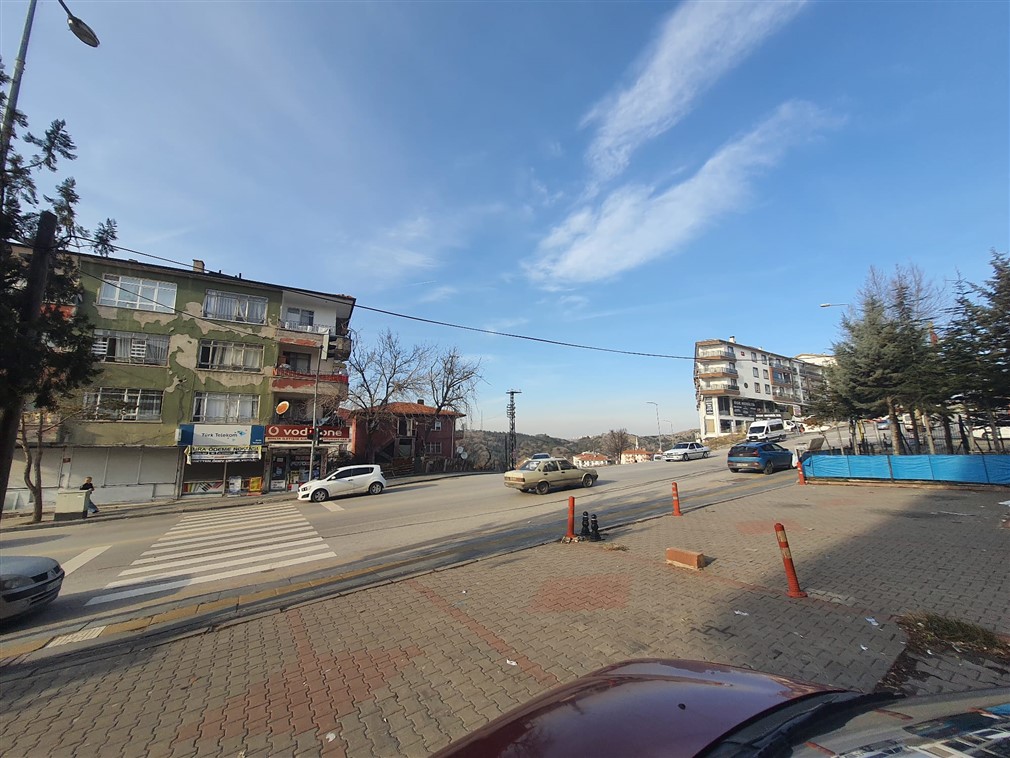 Altındağ Doğantepe Mahallesin'de Ana Cadde Üzeri 46 m² Geniş Vitrinli Kiralık Dükkan