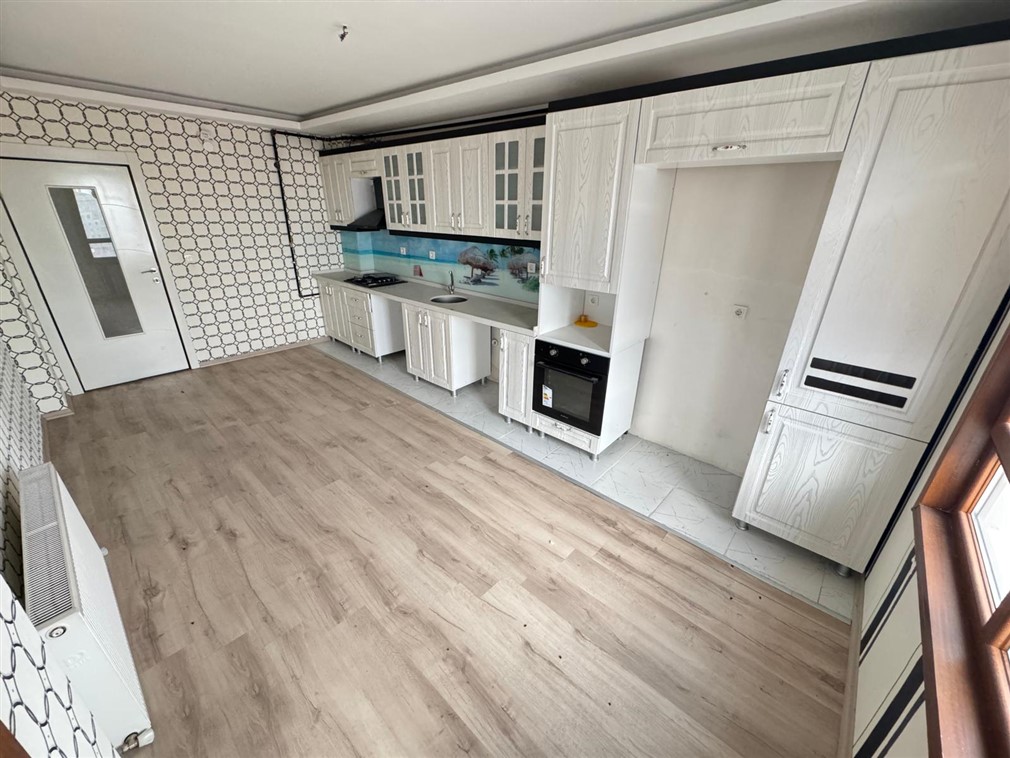 Altındağ Doğantepe Mahallesinde Site İçerisinde Geniş Balkonlu Manzaralı 3+1 Satılık Daire