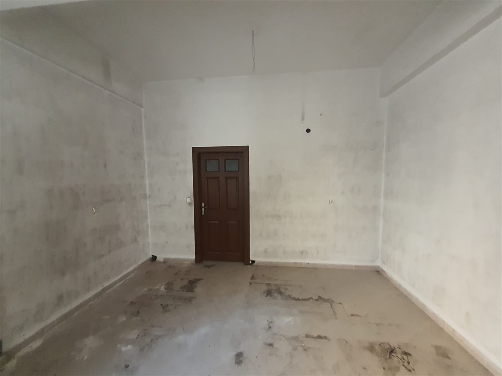 Altındağ Doğantepe Mahallesin'de Ana Cadde Üzeri 64 m² Geniş Vitrinli Kiralık Dükkan