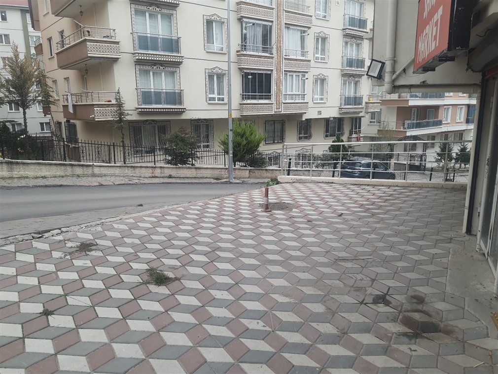 Altındağ Battalgazi Mahallesi'nde Zemin Kat, Baca Ruhsatlı, Geniş Vitrinli 65 m² Satılık Dükkan- Her İşe Uygun!