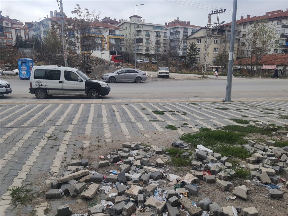 Altındağ Feridunçelik Mahallesi Ana Cadde Üzeri 610 m² Çelik Baca ve Yüksek Tavanlı Satılık Dükkan