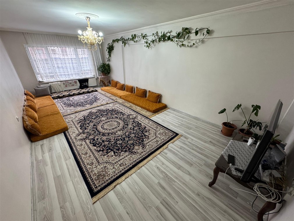 Altındağ Yıldıztepe Mahallesinde Yıldız Göbekte 3+1 Satılık Daire