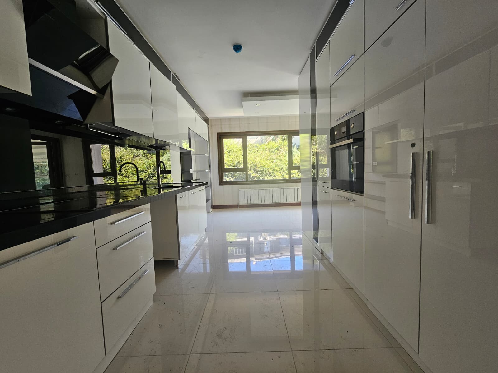 Pursaklar Aksoy VİP Konutları'nda Satılık 4+1 Lüks Daire 200m²