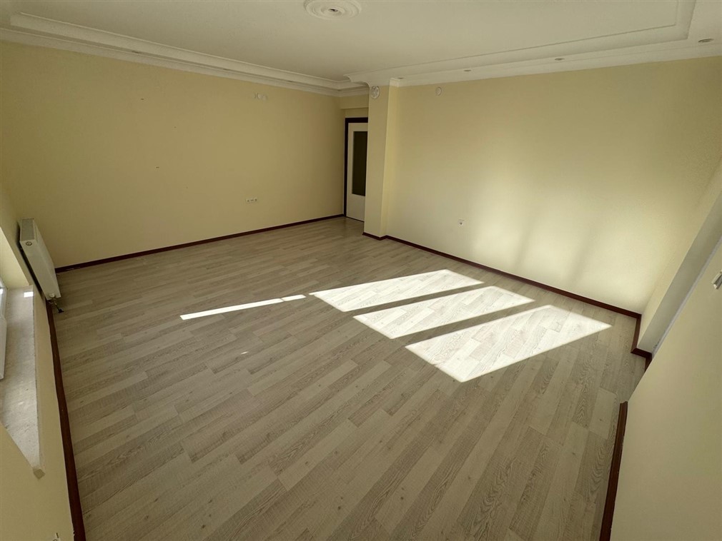 Doğantepe Mahallesinde Kiralık Güney Cephe 3+1 Daire