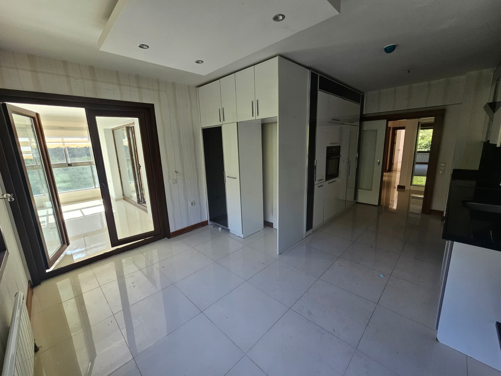 Pursaklar Aksoy VİP Konutları'nda Satılık 4+1 Lüks Daire 200m²