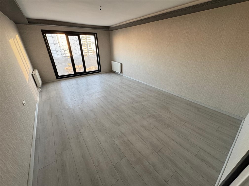 Altındağ Güneşevler Mahallesinde Site İçerisinde Manzaralı 4+1 Satılık Daire