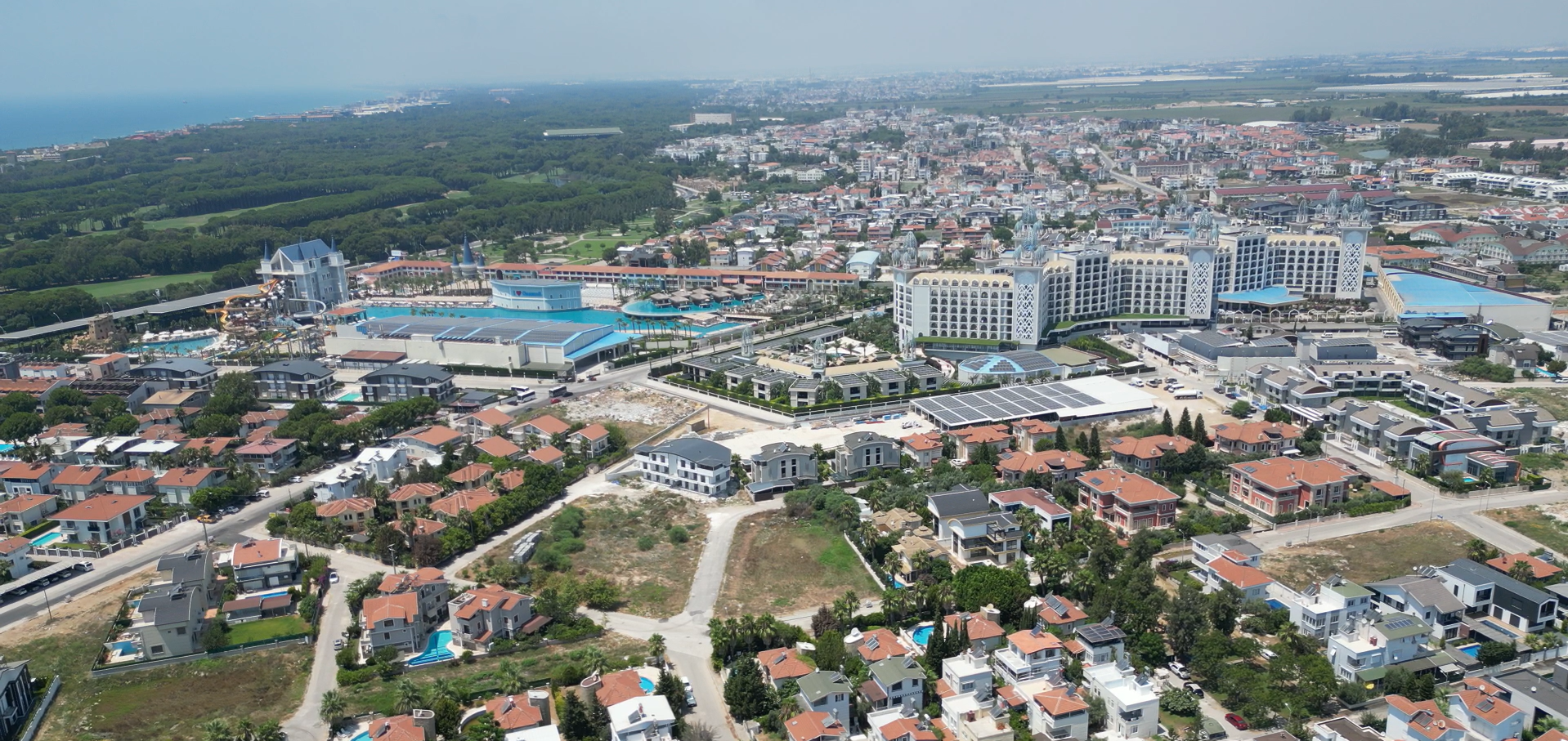 Turizm Bölgesinde Villa ve Daire Projesine Uygun Satılık Arsa - Belek, Antalya
