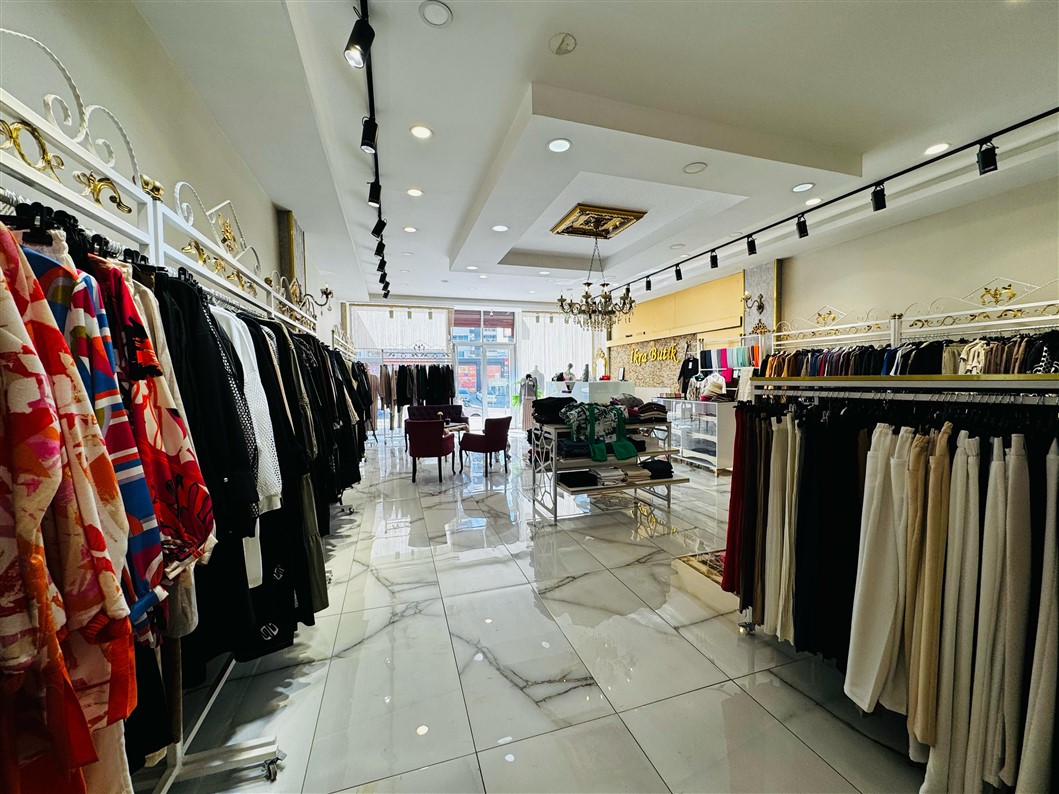 ALTINDAĞ GÜNEŞEVLERDE DEVREN SATILIK BUTİK 90K İNSTAGRAM TAKİPÇİLİ