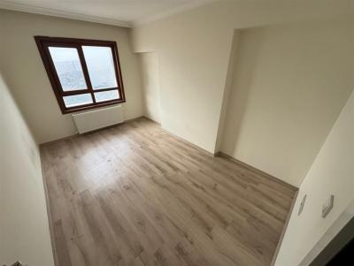 Altındağ Doğantepe Mahallesinde Site İçerisinde Geniş Balkonlu Manzaralı 3+1 Satılık Daire