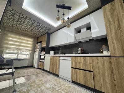 Altındağ Yıldıztepe Mahallesinde Merkezi Konumda Masrafsız 3+1 Satılık Daire