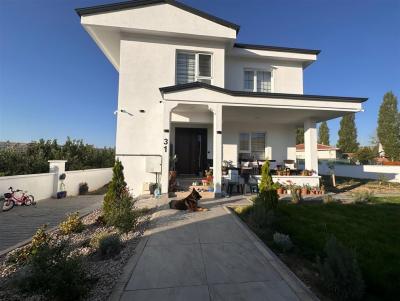 Pursaklar Sirkelide Prestijli 6+1 Villa/273 m² İskanlı / Kapalı Verandalı/Çamaşır Odalı/Yerden Isıtmalı /Toplamda 853 m² Satılık Villa