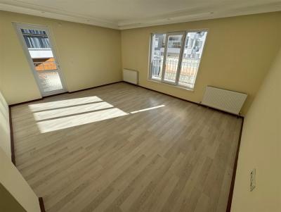 Doğantepe Mahallesinde Kiralık Güney Cephe 3+1 Daire