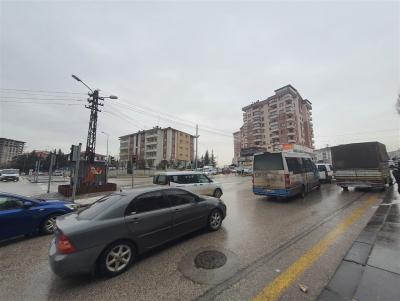 Altındağ Ulubey Mahallesin'de Yıldız Göbek'te 170 m² Geniş Vitrinli, İşlek Konumda Zemin Kat Kiralık Dükkan